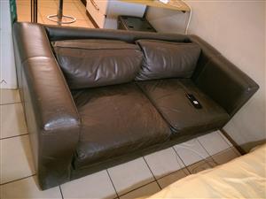 PURE LEATHER COUCH FOR SALE 