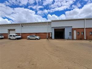 Warehouse / Factory / Office Space To Let – Olifantsfontein / R21