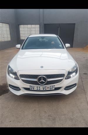 Mercedes-Benz C180 very good condition