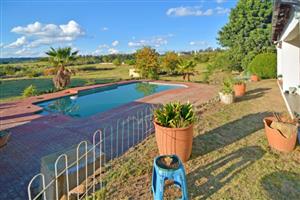 Amazing 5 Bedroom House for Sale in Lazonia, Centurion