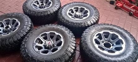 Set of 5 x RR Cruiser mags ànd Tyres 16