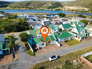 House For Sale in Still Bay West