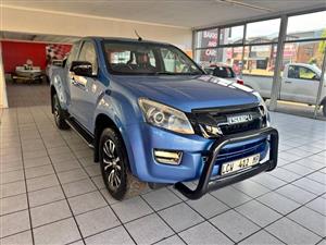 Isuzu KB 300 DTEC LX A/T