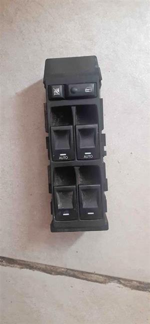 Jeep Commander/Chrysler 300C Window Master Switch
