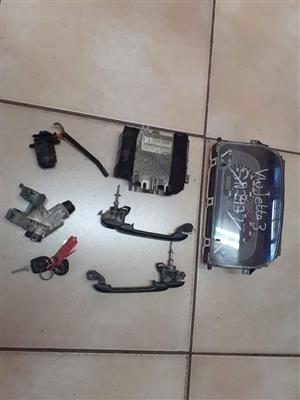 Vw Jetta 3 lockset available Call or whatsapp  Carl @Circle  7 used parts