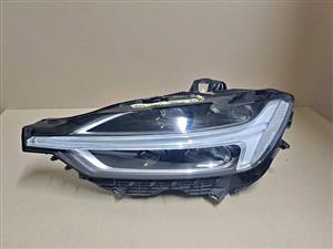 Volvo XC60 LHS Full LED Xenon Headlight (2018 - 2023)