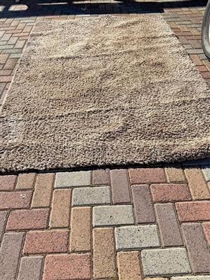 Shuggy dark beige rug
