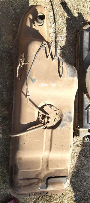 Mahindra scorpio (SUV) fuel tank 