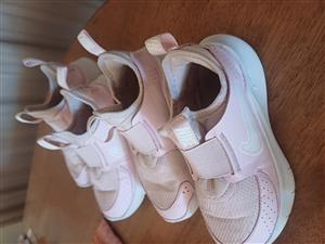 Nike sneakers 
