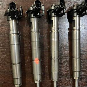 JEEP WRANGLER DIESEL INJECTORS 