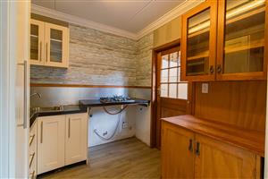 Stunning 3 Bedroom, 3 Bathroom Duplex in Villa Bassono, Lonehill