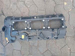 Bmw x5 E70 top engine cover