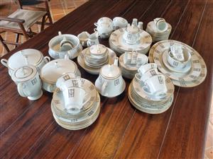 Noritake Full 12 Set Dinnerware 