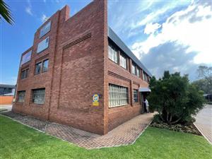 Premium Industrial Property to Rent in Adriana crescent, Gateway Industrial Park, Rooihuiskraal, Centurion