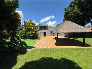 House For Sale in Brackenhurst