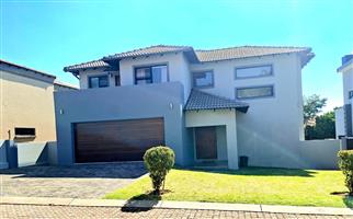 House Rental Monthly in Pinehaven
