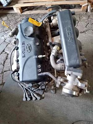 Hyundai accent eng code G4EK 1.5 complete engine for sale WhatsApp or cell 