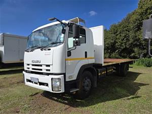 2014 Isuzu FTR850 AMT 8 ton Flatdeck
