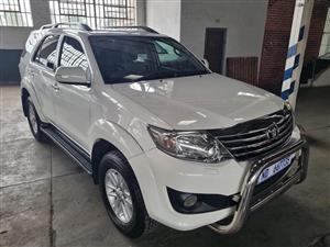 2012 Toyota Fortuner 4.0 V6 4x2 Auto Heritage Edition 89000km FSH with Toyota