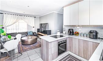Townhouse For Sale in Groblerpark