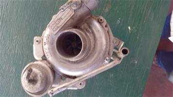 Isuzu 280 spares 