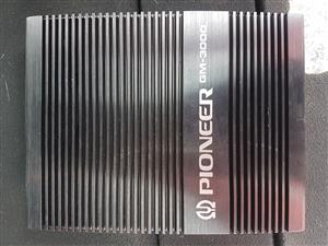 Pioneer GM 3000 amplifier