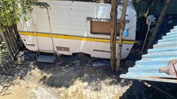 Caravan no papers wheels will be fitted good for fixing up renting out accommodation or selling food