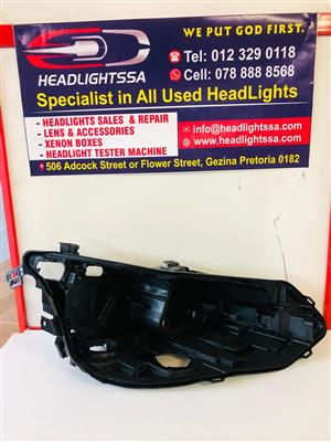 VW Golf 8 TSI GTI GTE right side headlight replacement housing (2023)