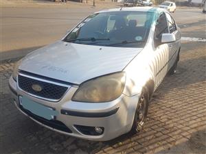 ford ikon complete car stripping for spares