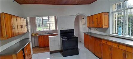 2 Bedroom Apartment for Rent in Kensington  Highland Road