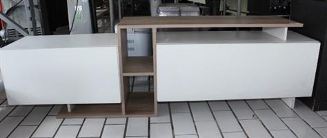 BROWN & WHITE PLASMA STAND (S067519A)