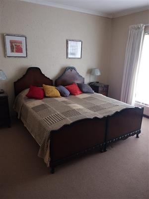 2 Single Vintage Beds in great condition