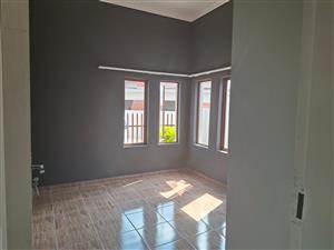 House For Sale in Bendor
