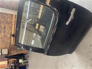 door l/r for toyota hilux d/c d4d