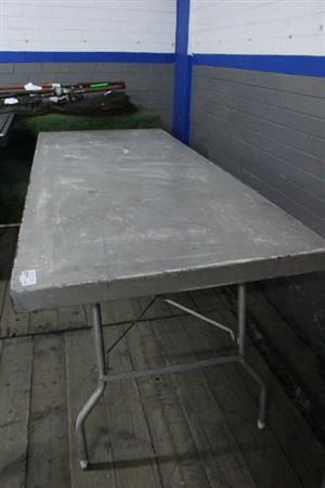 STEEL FOLDUP TABLE(S066958A)