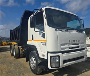 T818- 2013- ISUZU FVZ1400 TIPPER TRUCK