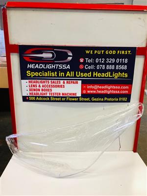 Hyundai Veloster left side headlight replacement lens 