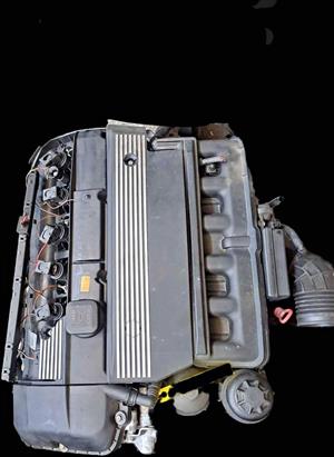 BMW 325i dbl and single VANOS ENGINE stripping for spares