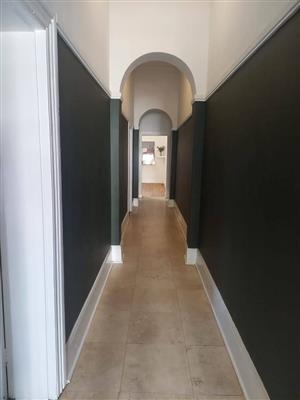 A comfortable room is available to rent in a 3-bedroom house in Woodstock, Cape 