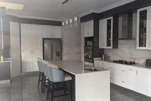 House For Sale in Midstream Ridge