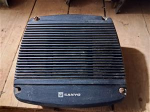 Rear speaker for older cars