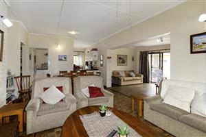 Solid, Spacious & Perfectly Positioned Near the Kowie River in Port Alfred