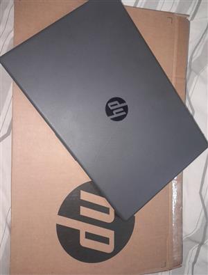 HP LAPTOP 