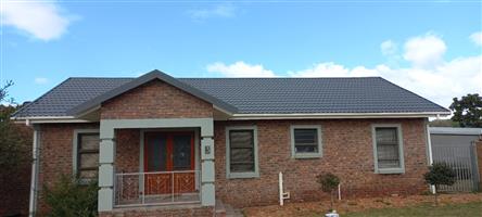 Charming 2-bedroom Freehold home in Stilbaai Wes perfect for seaside living and investment potential