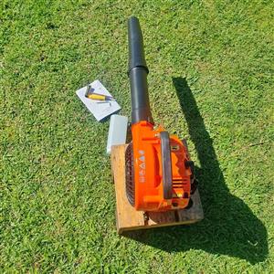 26cc Handheld Blower.  GARDEN MARKET PLACE.  1 Gardens Road, HILLCREST.