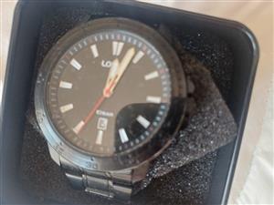 Lorus men's watch with black metallic stripes 