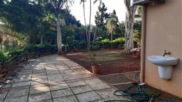 Modern Family Home with Garage & Pool Access