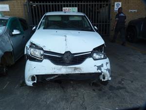 Renault Sandero 900T Petrol Manual H4B White - 2017 SPARESBOYZ STRIPPING 