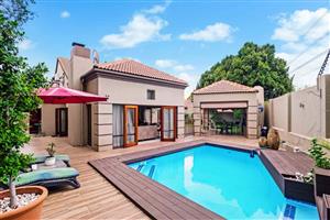 House For Sale in Lonehill