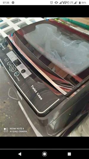 SPECIAL SALE  HISENSE 13 KG TOPLOADER WASHING MACHINE LIKE NEW CONDITION WARRANTY AVAILABLE